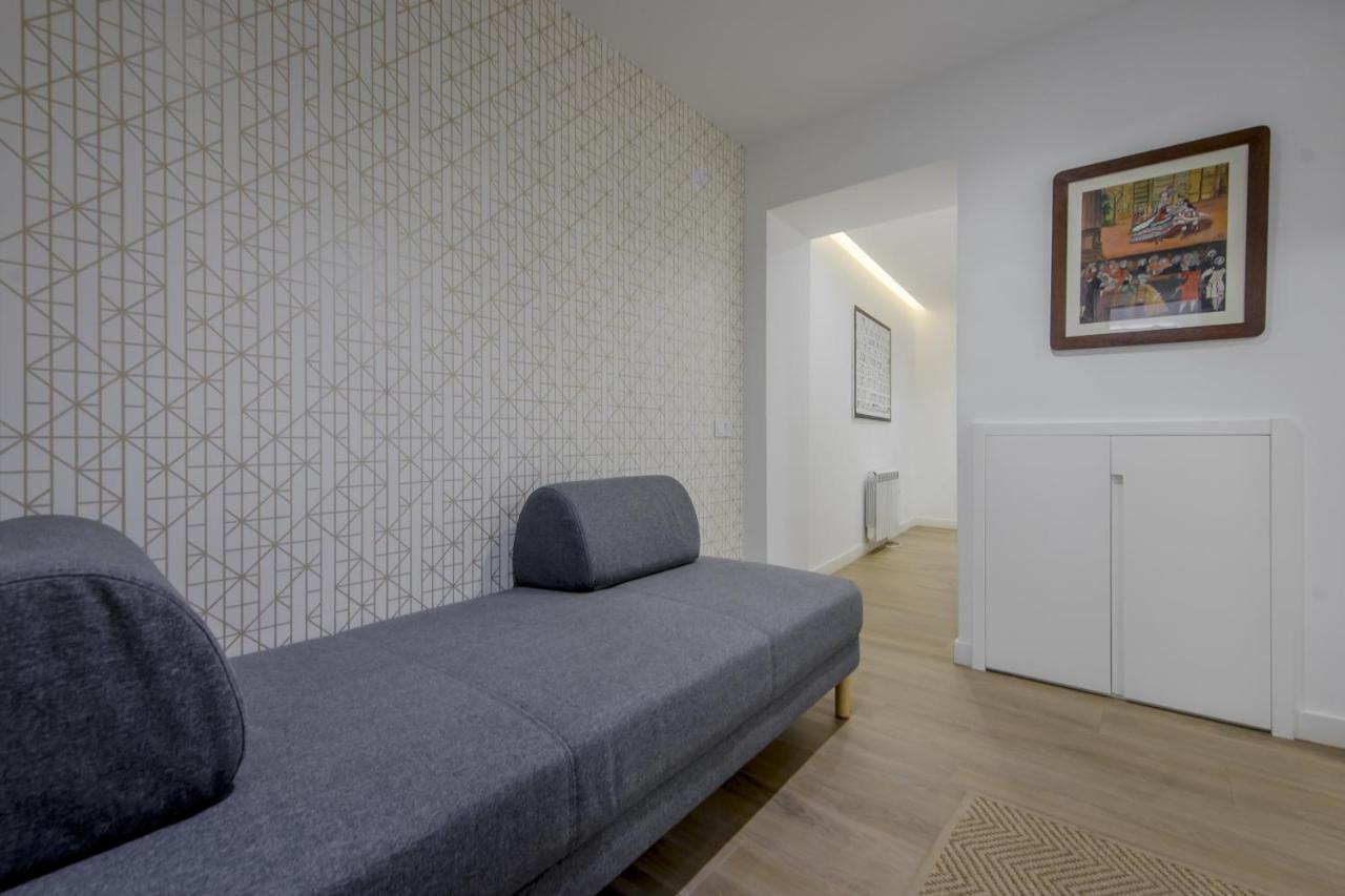 Nuevo Piso Para 7 En El Corazon Del Rastro/Madrid Exterior foto